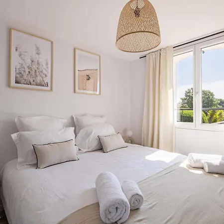 Beautiful Flat In The Centre Of Tropez - Parkingpool - 2br6p Apartman *