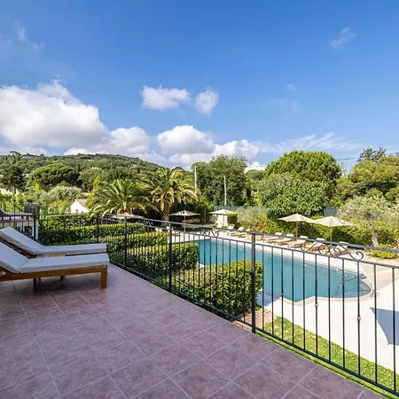 Beautiful Flat In The Centre Of Tropez - Parkingpool - 2br6p Apartman *